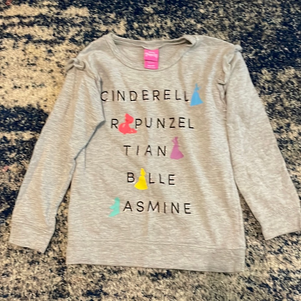 Disney Princess Shirt 👚